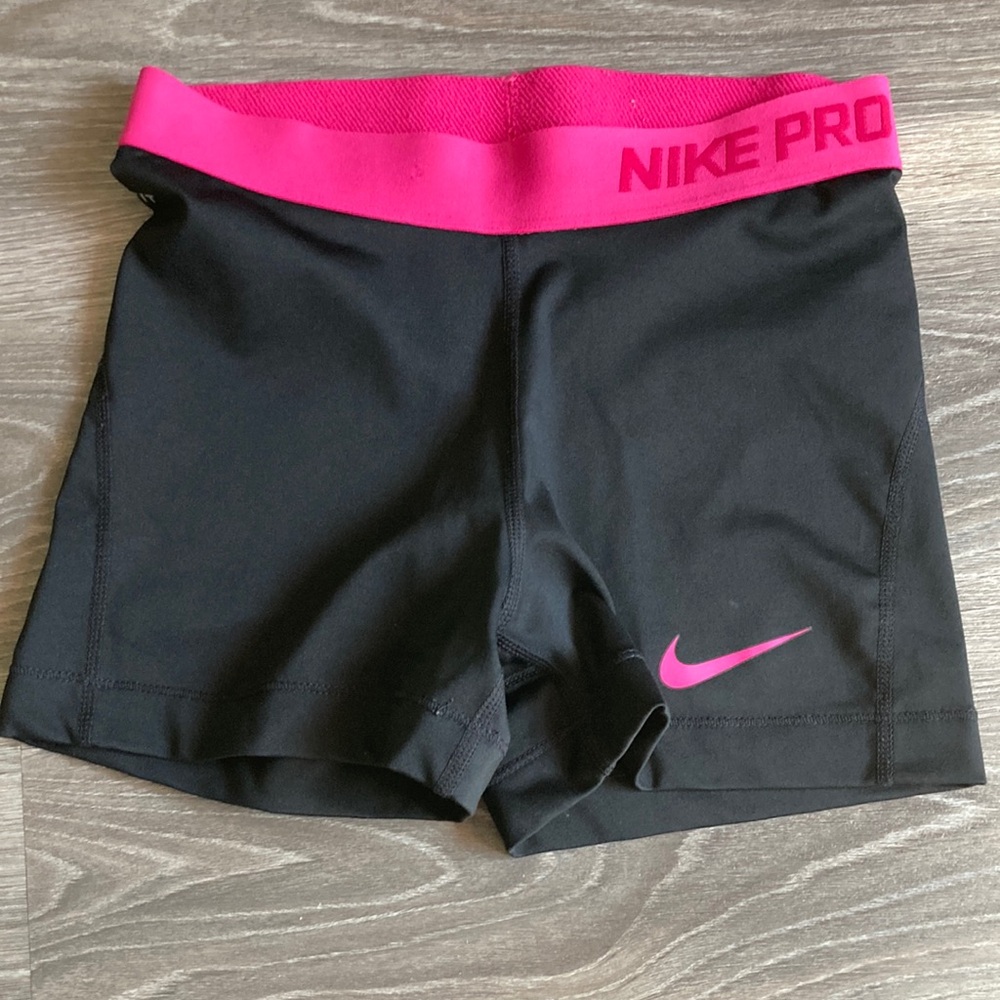 Nike pro volleyball shorts